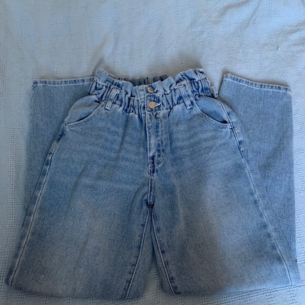 Never worn PacSun Iris Blue Paperbag Mom Jeans